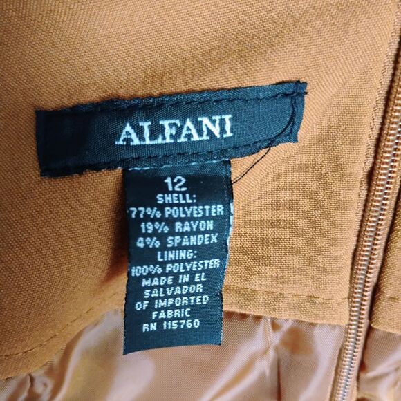 Alfani Pencil Skirt Made For Macy's Size XL - Picture 3 of 3